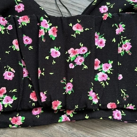 ✨🆕Zara🆕✨ | Black and pink  floral bustier crop top - Picture 11 of 11